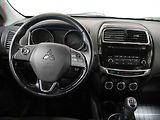 Mitsubishi ASX (2015) 1.6 MiVC, 1.maj,ČR, AC, temp - náhled 11