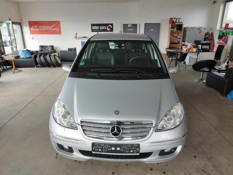 Mercedes-Benz Třídy A (2008) 1,5i 70KW,AUTOMAT,XEN,ALU,KŮŽE - fotka 3 z 19