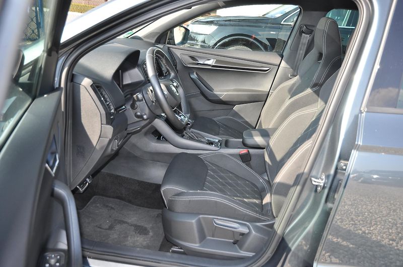 Škoda Karoq 2.0TSi 140kW 4x4 dsg SportLine - fotka 6 z 21