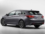 Hyundai i40.