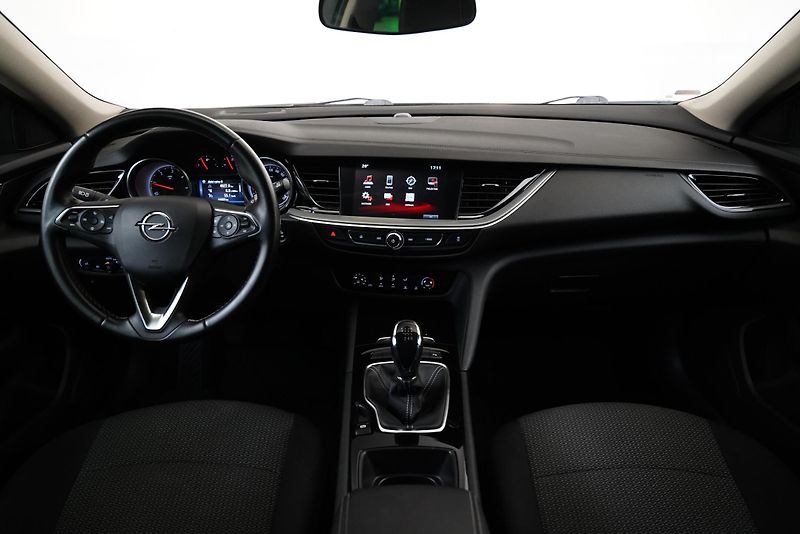 Opel Insignia - fotka 5 z 23