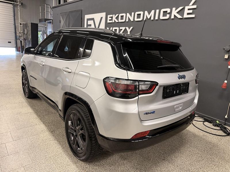 Jeep Compass (2022) 1.3 T4 PHEV 190CV 80 ANNIVERS. - fotka 17 z 55