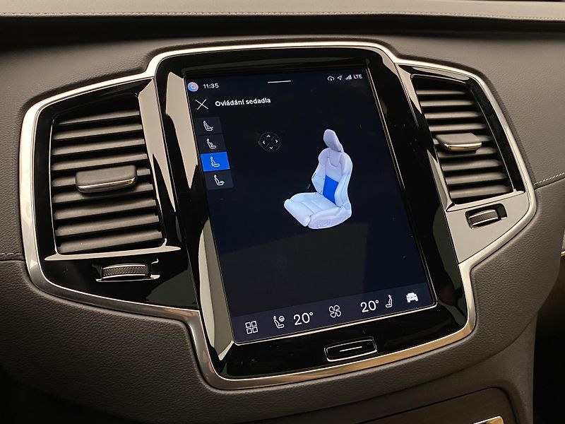 Volvo XC90 B5 AWD BRIGHT ULTRA AUT CZ 7m - fotka 64 z 66
