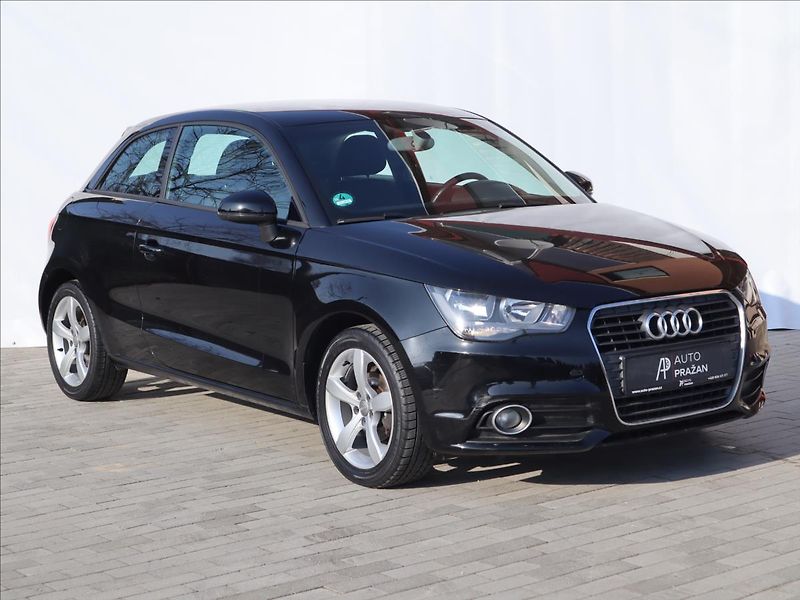 Audi A1 1,2 TSi MMI Výhřivané sedadla - fotka 1 z 26