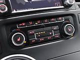 Volkswagen Multivan 2,0 TSI 150kW 4M DSG Highline - náhled 28