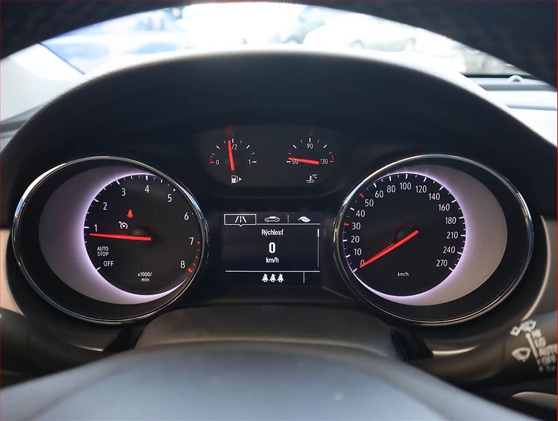 Opel Astra (2021) 1.2 Turbo, Serv.kniha - fotka 11 z 17