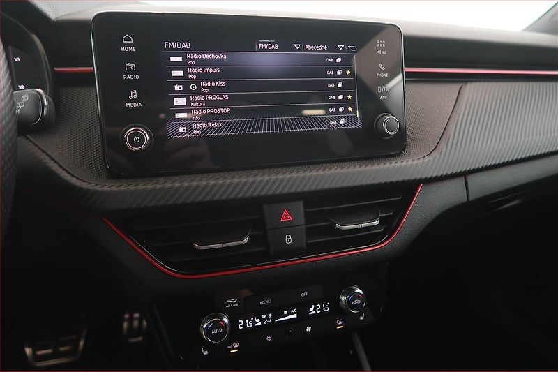 Škoda Kamiq (2024) Monte Carlo 1.5 TSI - fotka 12 z 21