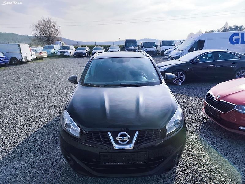 Nissan Qashqai (2012) - fotka 10 z 25