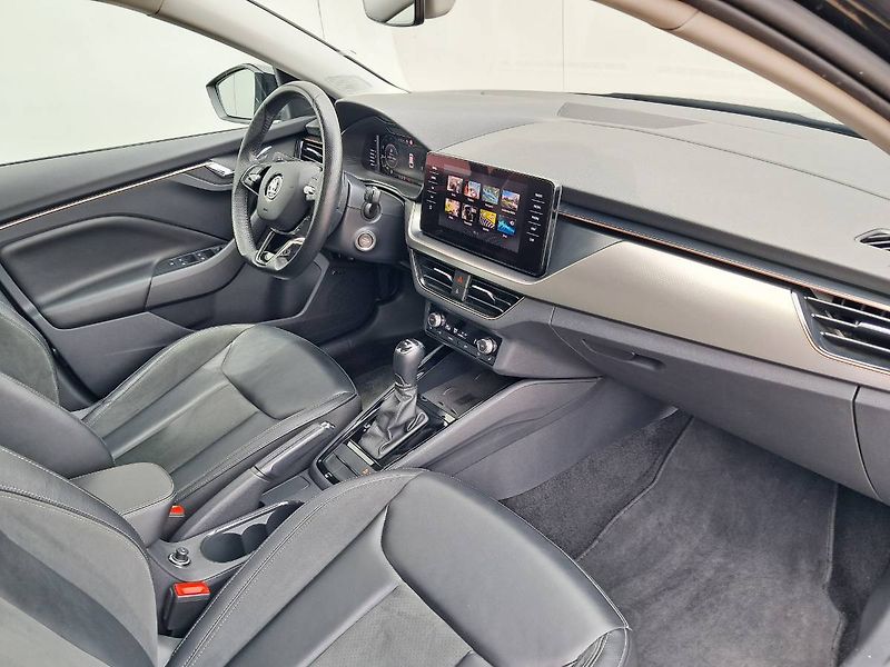 Škoda Scala (2021) STYLE Extra 1.5 TSI / 110 kW D - fotka 22 z 29