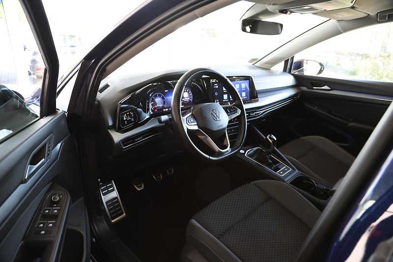 Volkswagen Golf Variant (2023) 2.0TDI LED Navi Tažné Display - fotka 10 z 39