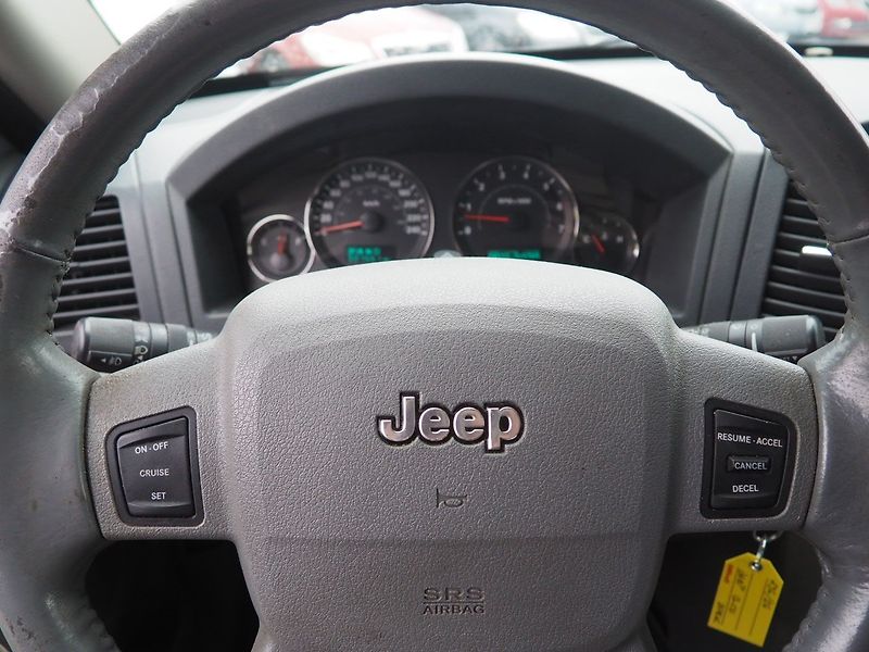 Jeep Grand Cherokee (2005) 4.7 Laredo, LPG - fotka 21 z 32