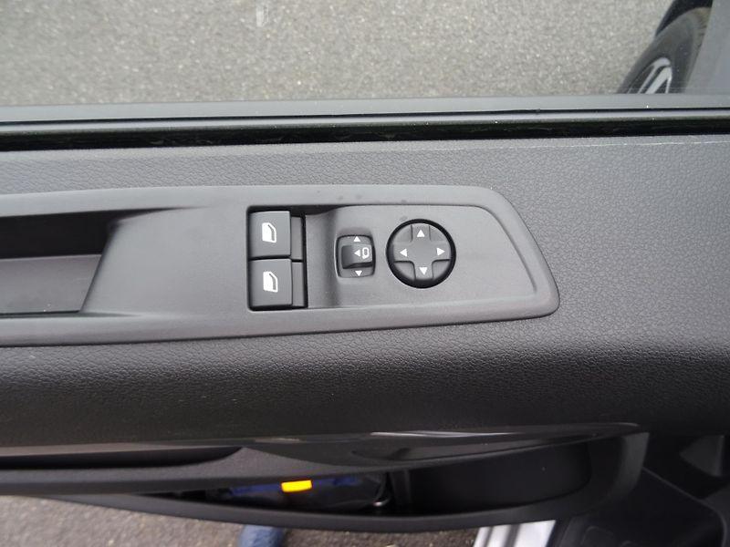 Peugeot Traveller (2026) Allure L3 2.2 BHDi 180k EAT8 - fotka 15 z 44