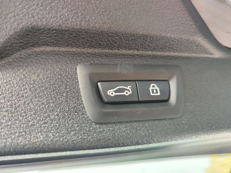 BMW X5 30d/190kW xDrive AT - fotka 11 z 38