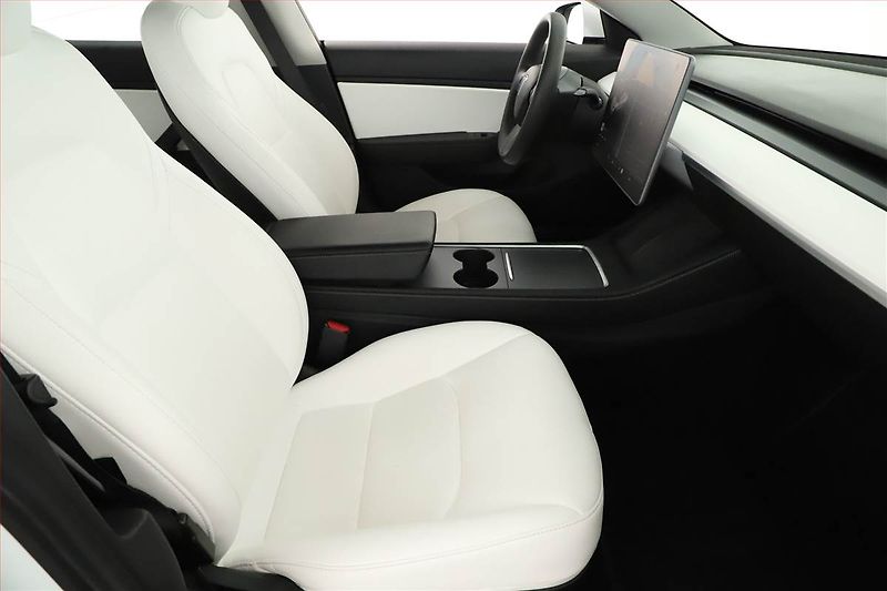 Tesla Model 3 (2020) Long Range 4WD 74kWh, SoH 92% - fotka 9 z 26
