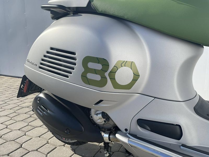 Vespa (2026) GTS 310 Edizione Ottantesimo - fotka 4 z 20
