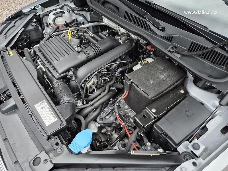 Volkswagen Golf Sportsvan (2016) 1.4TSi 110KW Highline NAVI - fotka 20 z 57