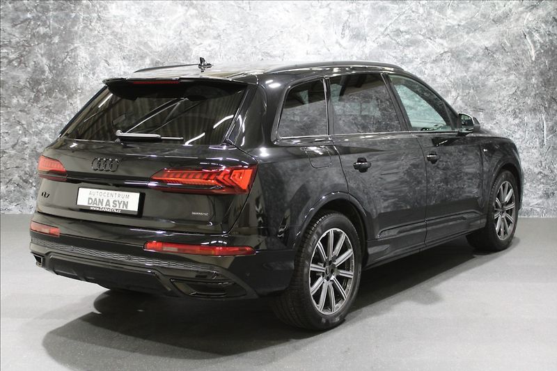 Audi Q7 3,0 TDI quattro S-Line - fotka 4 z 36