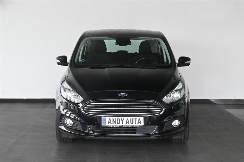 Ford S-MAX 2,0 EcoBlue 110 kW AT8 Titaniu - fotka 2 z 32