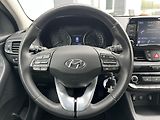 Hyundai i30 (2023) 1.5i KAMERA 1.MAJITEL ČR - náhled 12