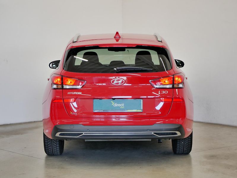 Hyundai i30 - fotka 6 z 28