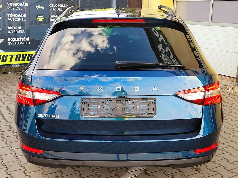 Škoda Superb TSi DSG AMB *SERVIS,CEBIA   - fotka 9 z 43