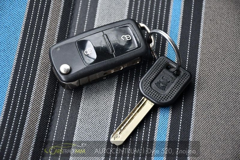 Volkswagen T6 2.0TDi 103kW L2H2 - fotka 27 z 53