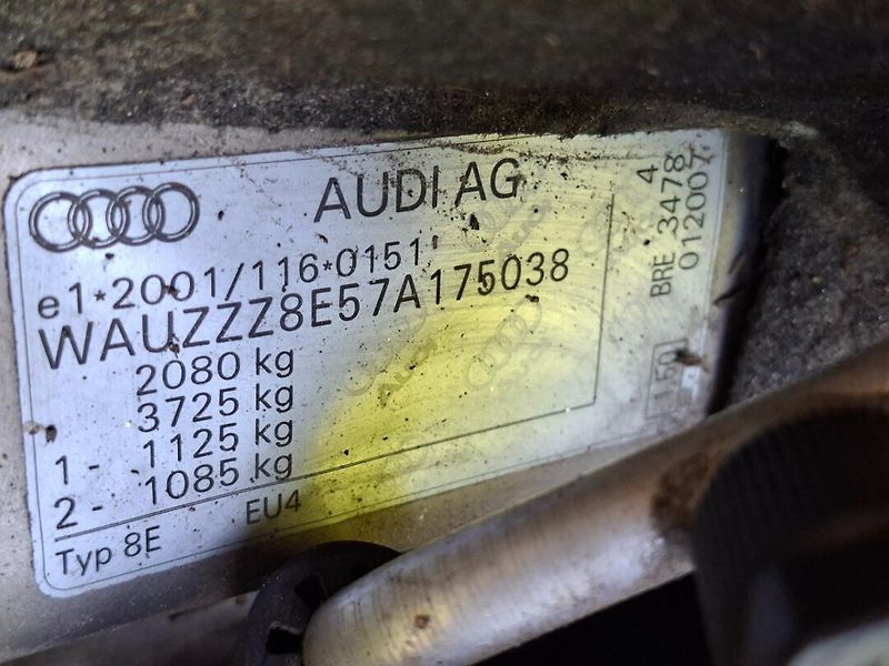 Audi A4 (2007) 2.0TDI 103kW AUT - fotka 34 z 36