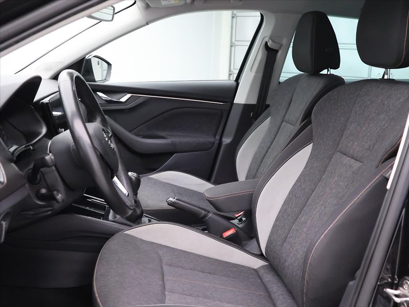 Škoda Scala 1.6 TDI  CZ Style Matrix LED - fotka 11 z 28