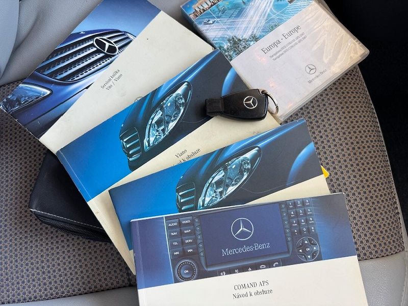 Mercedes-Benz Viano (2007) 2,2CDi 4x4 Steyr 7 míst - fotka 37 z 50