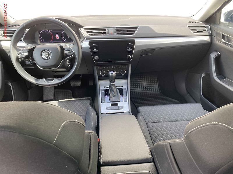 Škoda Superb (2022) 2.0 TDi, 2.maj,ČR, Ambition - fotka 8 z 19