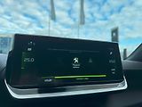 Peugeot 2008 GT 1.2 PureTech 96 kW - náhled 17