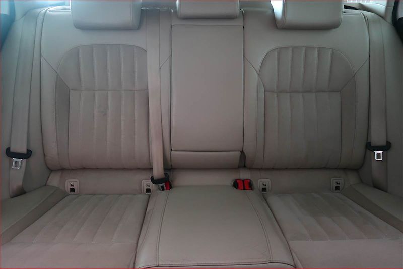 Škoda Superb (2017) Style 2.0 TDI, Kůže, Navi - fotka 10 z 17
