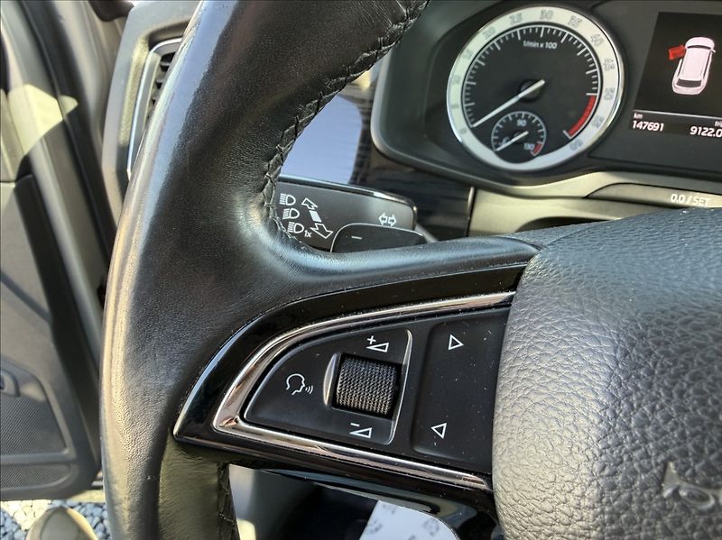 Škoda Kodiaq 2,0 TDI Style+, DSG,4x4,servis - fotka 23 z 44