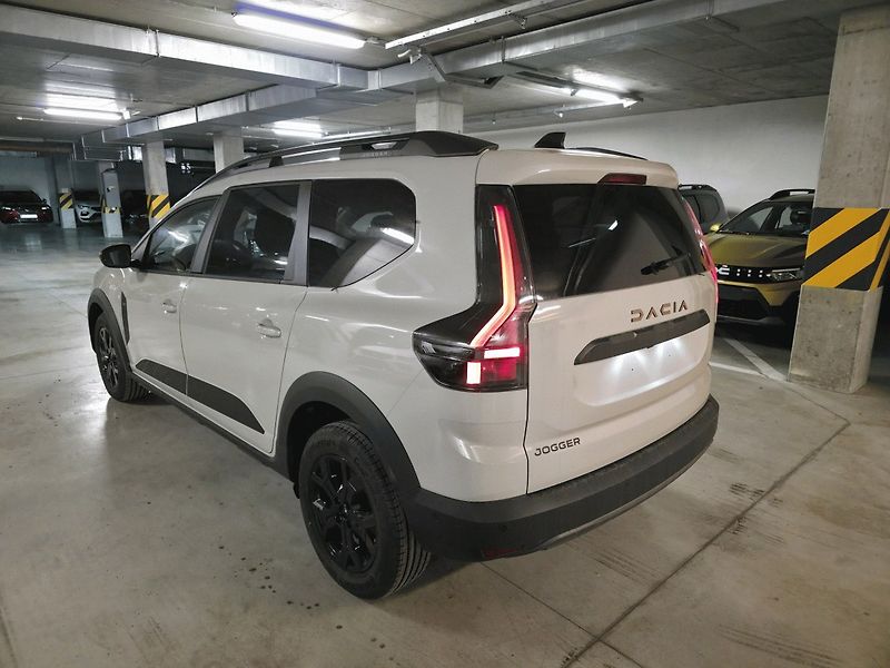 Dacia Jogger (2026) Extreme TCe 110 5 míst - fotka 2 z 3