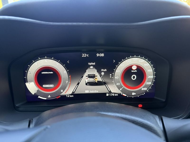 Nissan Juke (2026) JUKE DIG-T 6MT N-CONNECTA + CP - fotka 12 z 22