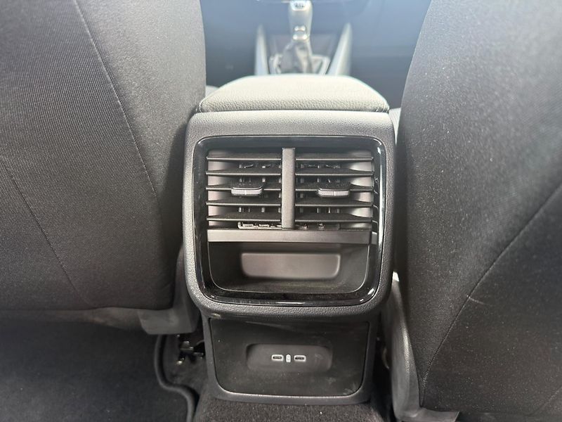 Škoda Octavia Selection 1.5 TSI 110kW - fotka 21 z 24