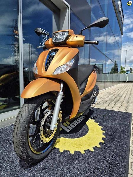 Piaggio (2026) Medley 200 S EU5+ - fotka 10 z 22