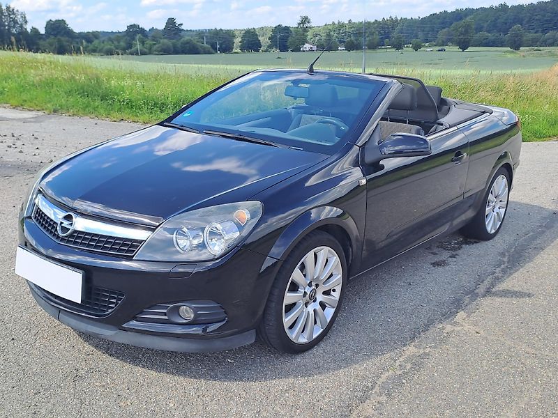 Opel Astra 1.8 KABRIO - fotka 5 z 24