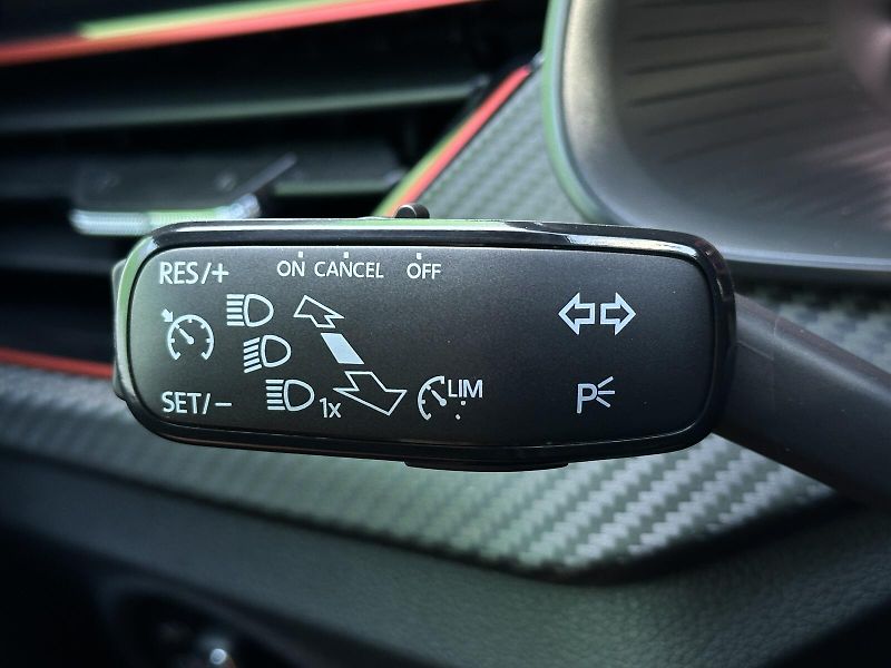 Škoda Scala 1.0TSi DSG Monte Carlo 116PS M - fotka 18 z 42