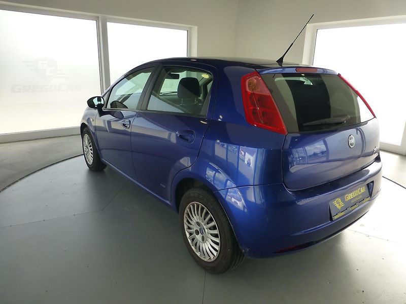 Fiat Punto (2008) 1,3JTD-KLIMATIZACE - fotka 7 z 23