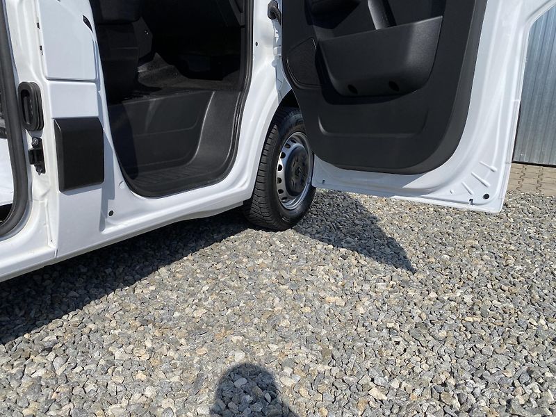 Renault Master 2.3DCi 145PS CZ DPH 99TKM TOP! - fotka 117 z 145