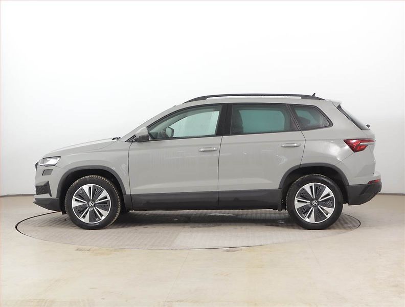 Škoda Karoq (2023) 1.5 TSI - fotka 3 z 24