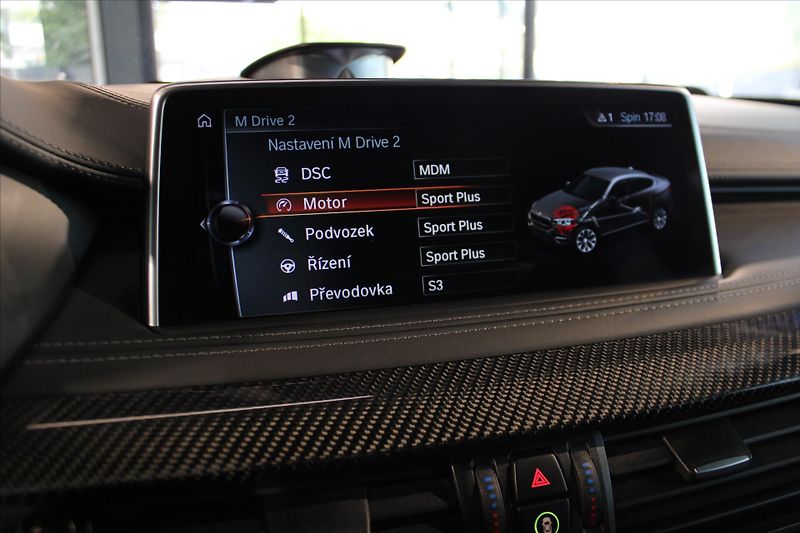 BMW X6 M 423kW CZ/1.Maj/AdLED/B&O - fotka 18 z 33