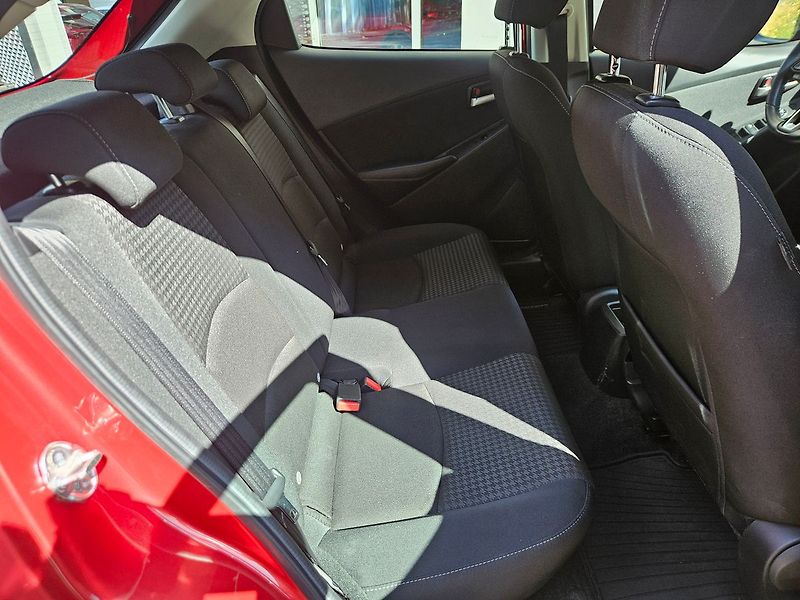 Mazda 2 1,5L SKYACTIV-G 55kW, ČR,1.maj - fotka 28 z 32