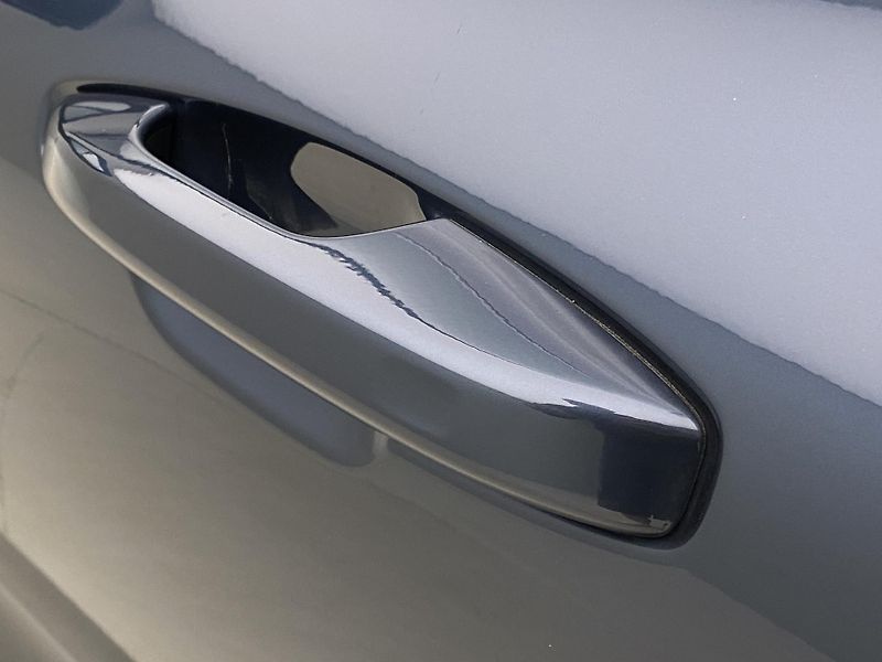 Volvo V60 (2026) B4 AUT DARK PLUS - fotka 19 z 57