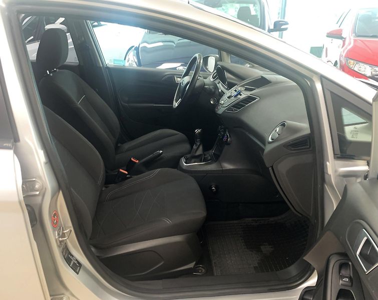 Ford Fiesta Trend 1,25i ČR KLIMA - fotka 11 z 18
