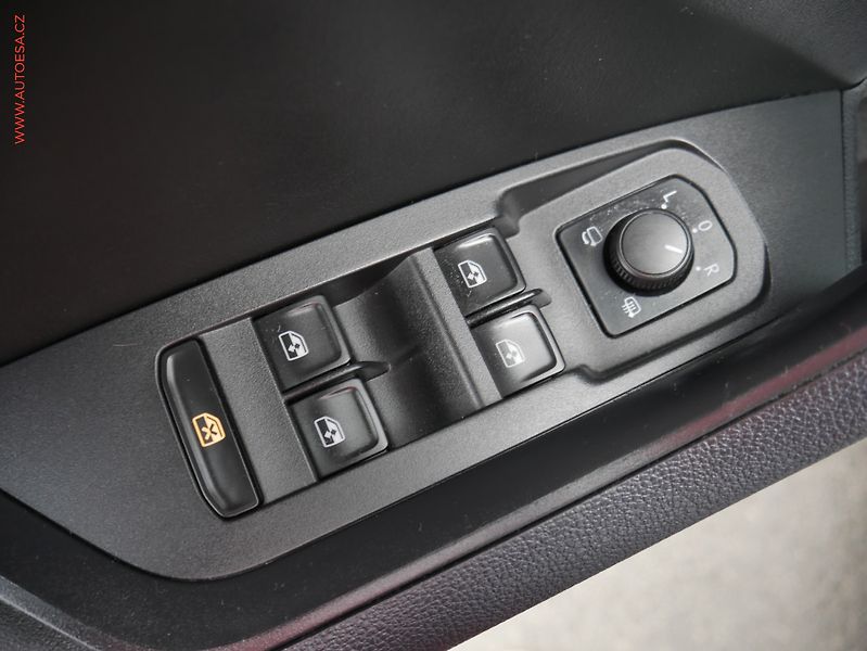 Škoda Kodiaq (2020) 2.0 TDi, ČR, Style, DSG - fotka 17 z 27