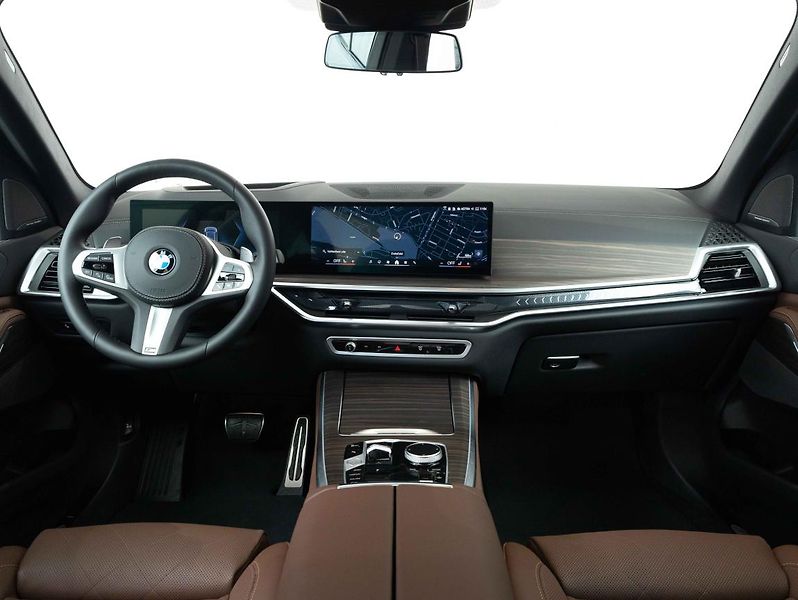 BMW X5 xDrive30d - fotka 14 z 23