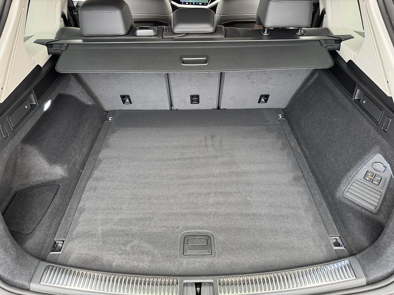 Volkswagen Touareg 3.0Tdi*1-MAJ*DPH*ELEGANCE* - fotka 14 z 49