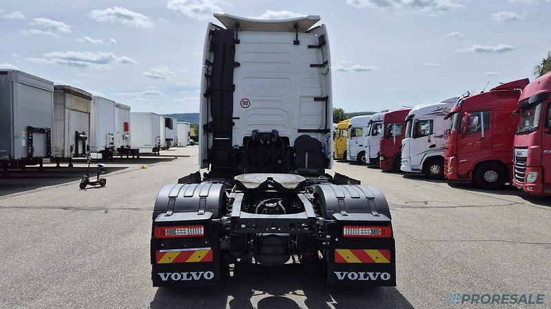 Volvo FH 500 XL GLOBE 4X2 EURO 6 - fotka 3 z 11